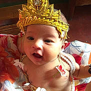 Trisha is registered to the contest to win money with this photo: