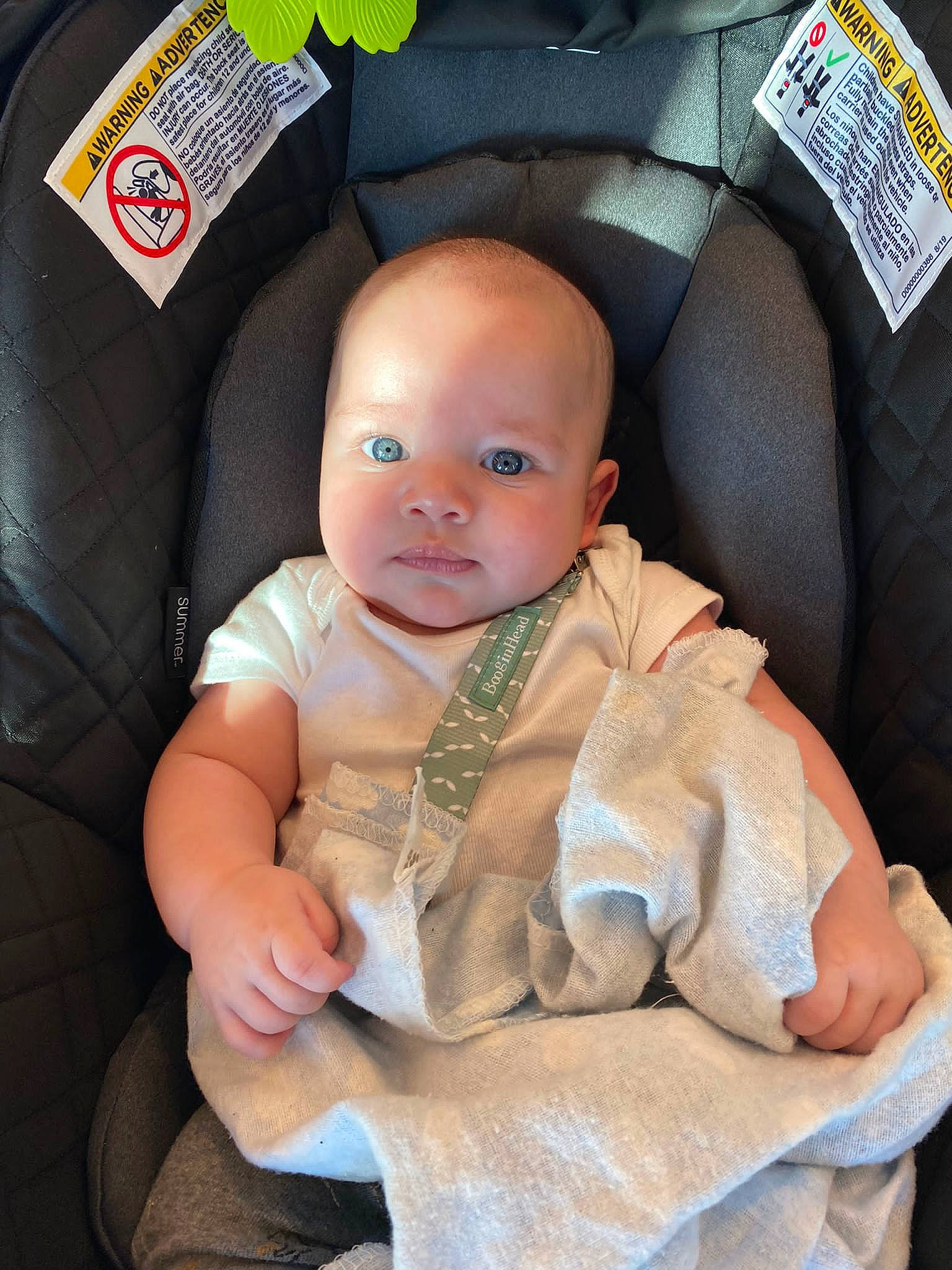 Fernando is registered to the contest to win money with this photo: auto_part, baby, baby_carriage, baby_in_car_seat, baby_products, baby_safety, baby_toddler_clothing, bag, car_seat, cheek, child, comfort, gesture, linens, person, product, seat_belt, sitting, sleeve, thumb