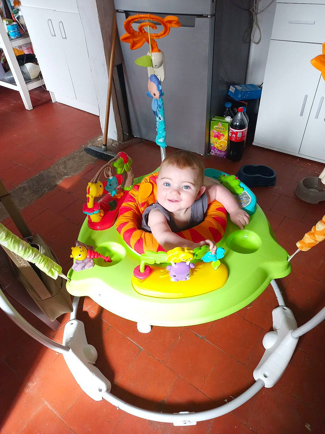 Sayana participe au concours pour gagner de l'argent avec cette photo : baby, baby_products, baked_goods, birthday, birthday_cake, cake, cake_decorating, cake_decorating_supply, child, dessert, event, food, fun, icing, joy, person, recreation, sugar_cake, sugar_paste, sweetness