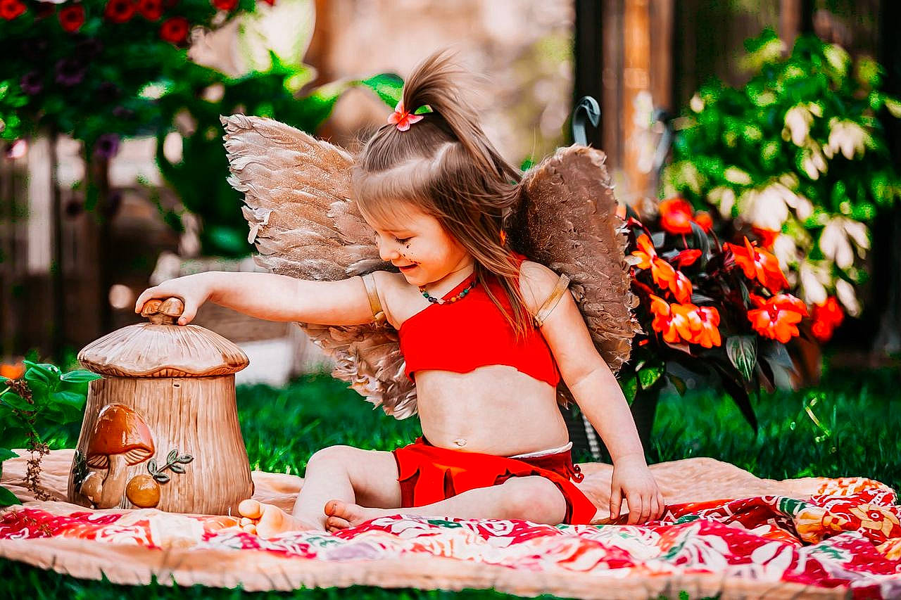 Athena joined the competition — help win amazing prizes! abdomen, child, event, fawn, fun, grass, green, happy, holiday, leisure, people_in_nature, person, photograph, pink, plant, recreation, sitting, sweetness, toddler, toy