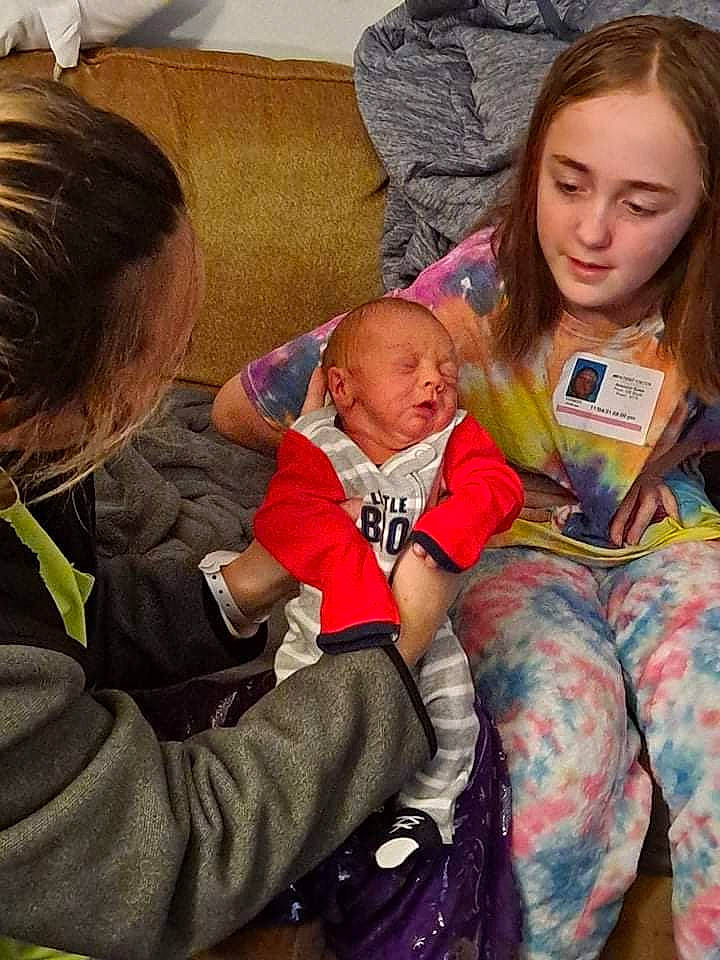 Patricia joined the competition — help win amazing prizes! adaptation, arm, comfort, eye, face, facial_expression, fun, hair, hairstyle, happy, head, human, human_body, lap, leg, organ, people, person, sharing, social_group