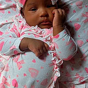Jaziriah is registered to the contest to win money with this photo: