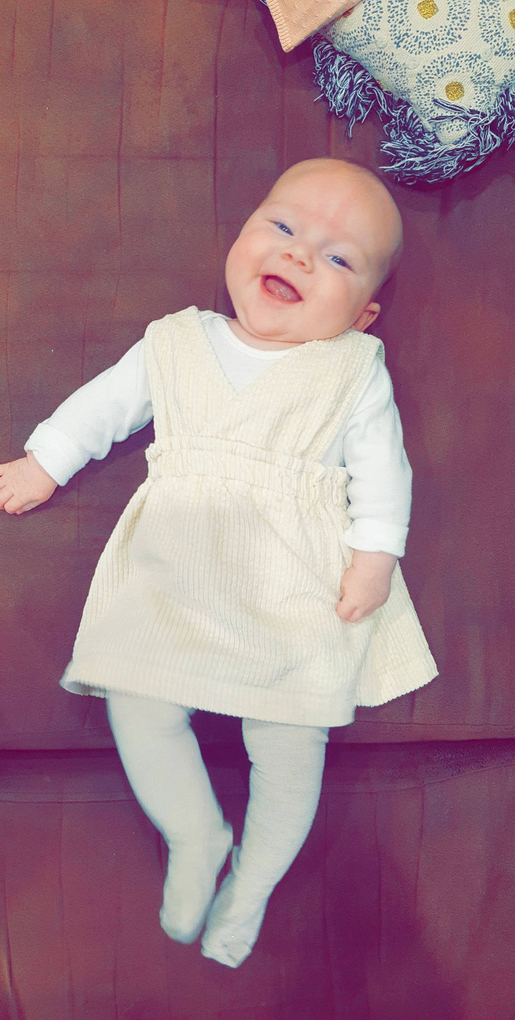 Zola a rejoint le concours — aidez-le/la à gagner de superbes lots ! baby, baby_toddler_clothing, cheek, child, day_dress, face, happy, head, headgear, human_body, magenta, one_piece_garment, pattern, person, pink, purple, skin, sleeve, smile, t_shirt