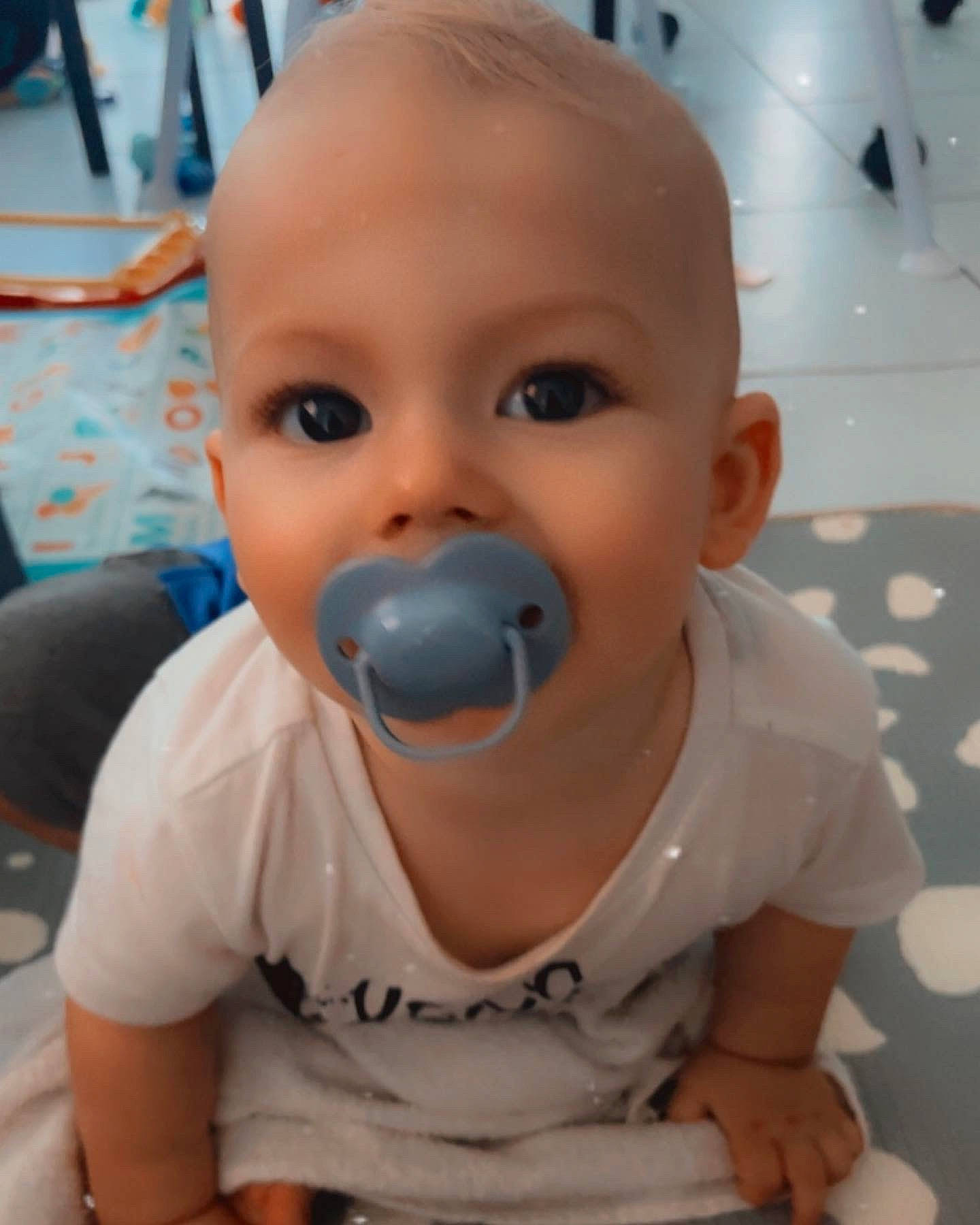 Bentley is registered to the contest to win money with this photo: baby, baby_products, baby_safety, baby_toddler_clothing, baby_toys, chair, cheek, chest, child, ear, eyelash, fun, happy, humour, iris, nail, nose, person, skin, thumb
