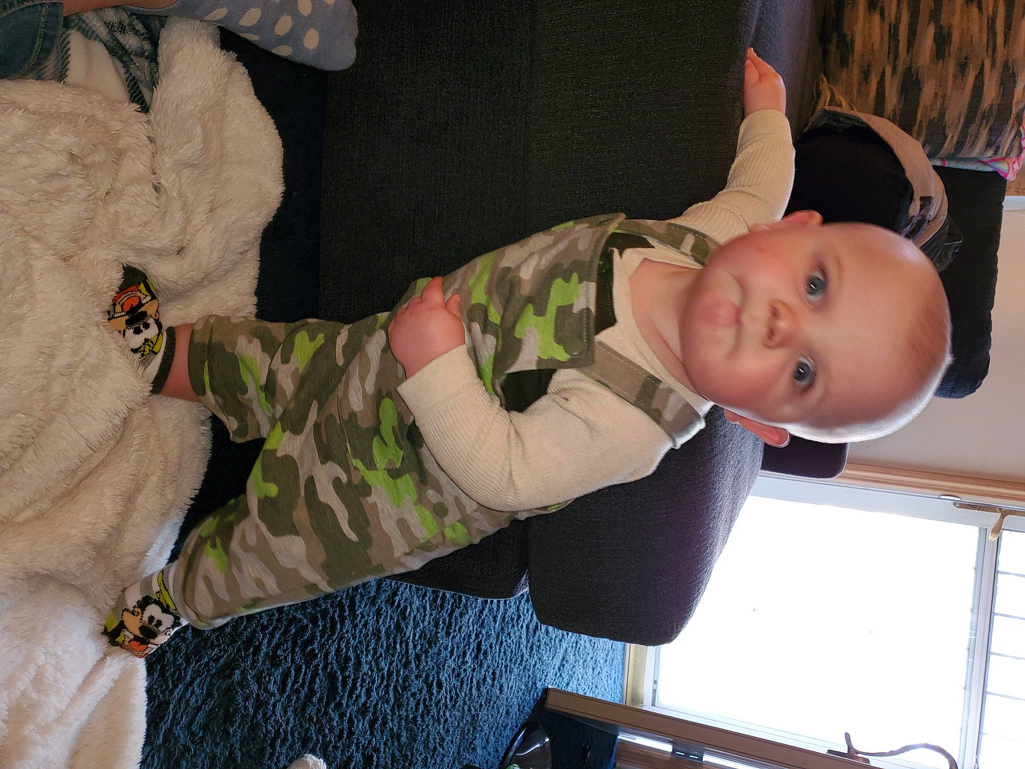 Milan is registered to the contest to win money with this photo: camouflage, child, person, toddler