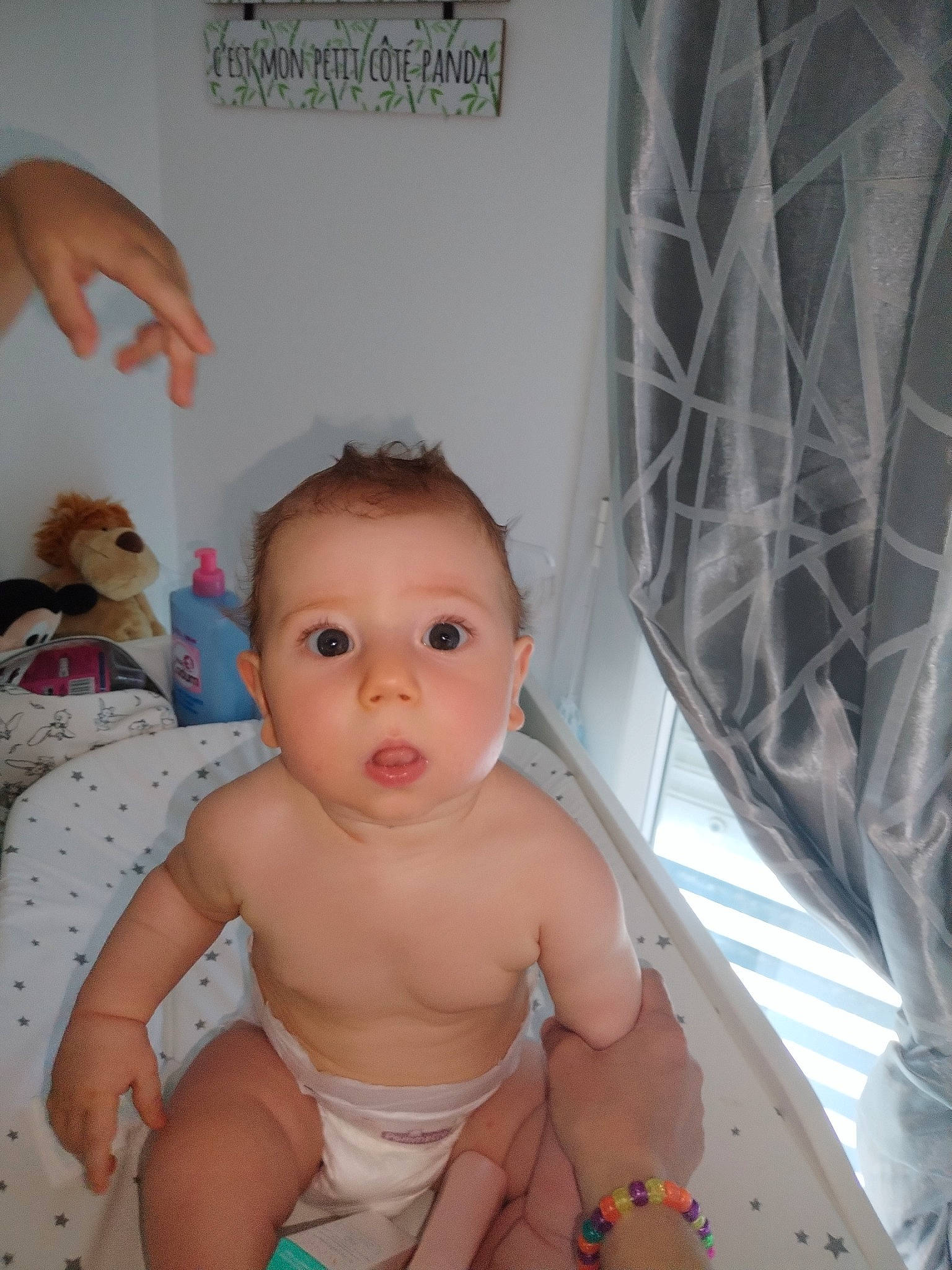 Wayden participe au concours pour gagner de l'argent avec cette photo : baby, bathing, cheek, chest, eye, eyelash, finger, hand, head, human_body, joint, mouth, neck, person, product, skin, stomach, surprise, textile, thigh