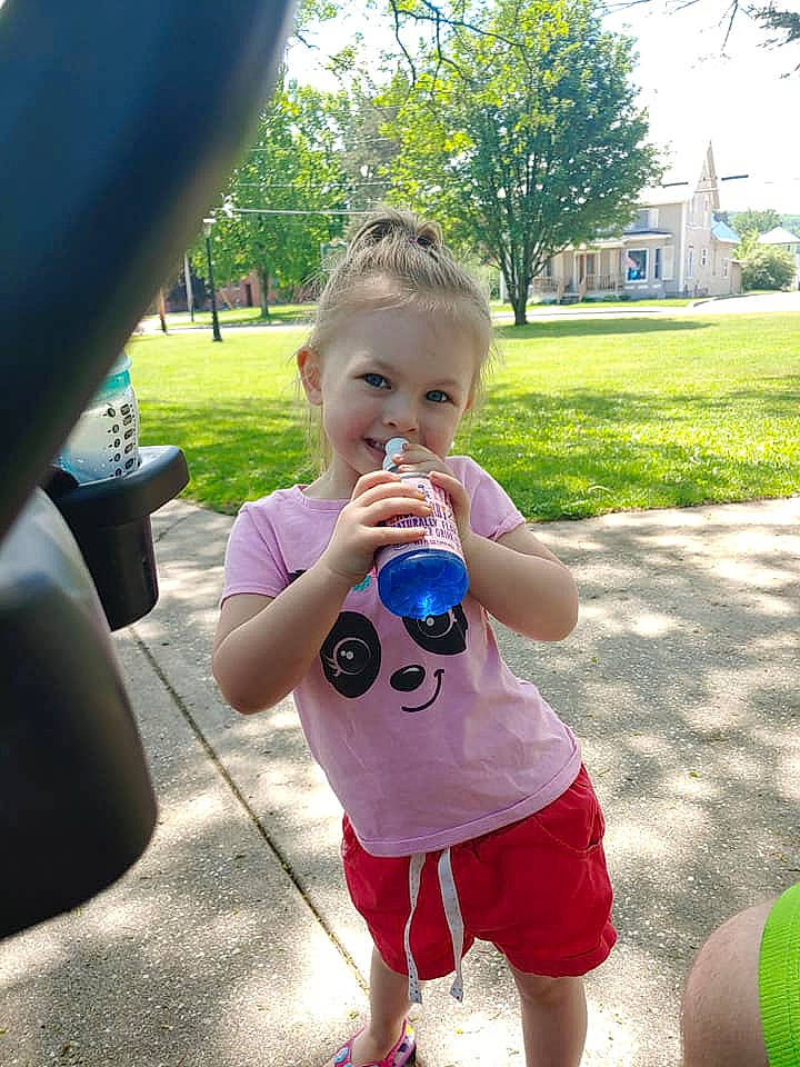 Toni is registered to the contest to win money with this photo: baby, child, joy, leisure, person, play, summer, toddler, vacation, water