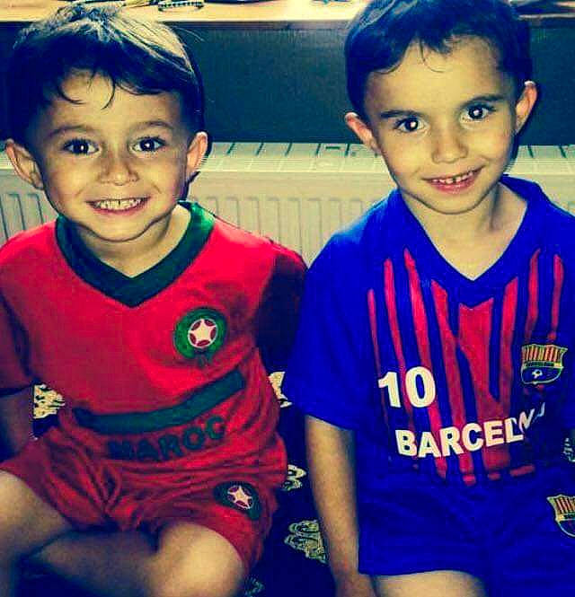 Adam participe au concours pour gagner de l'argent avec cette photo : active_shirt, baby, baby_toddler_clothing, cheek, child, cool, eye, face, facial_expression, happy, head, human_body, iris, jersey, joy, laugh, mouth, person, sleeve, smile