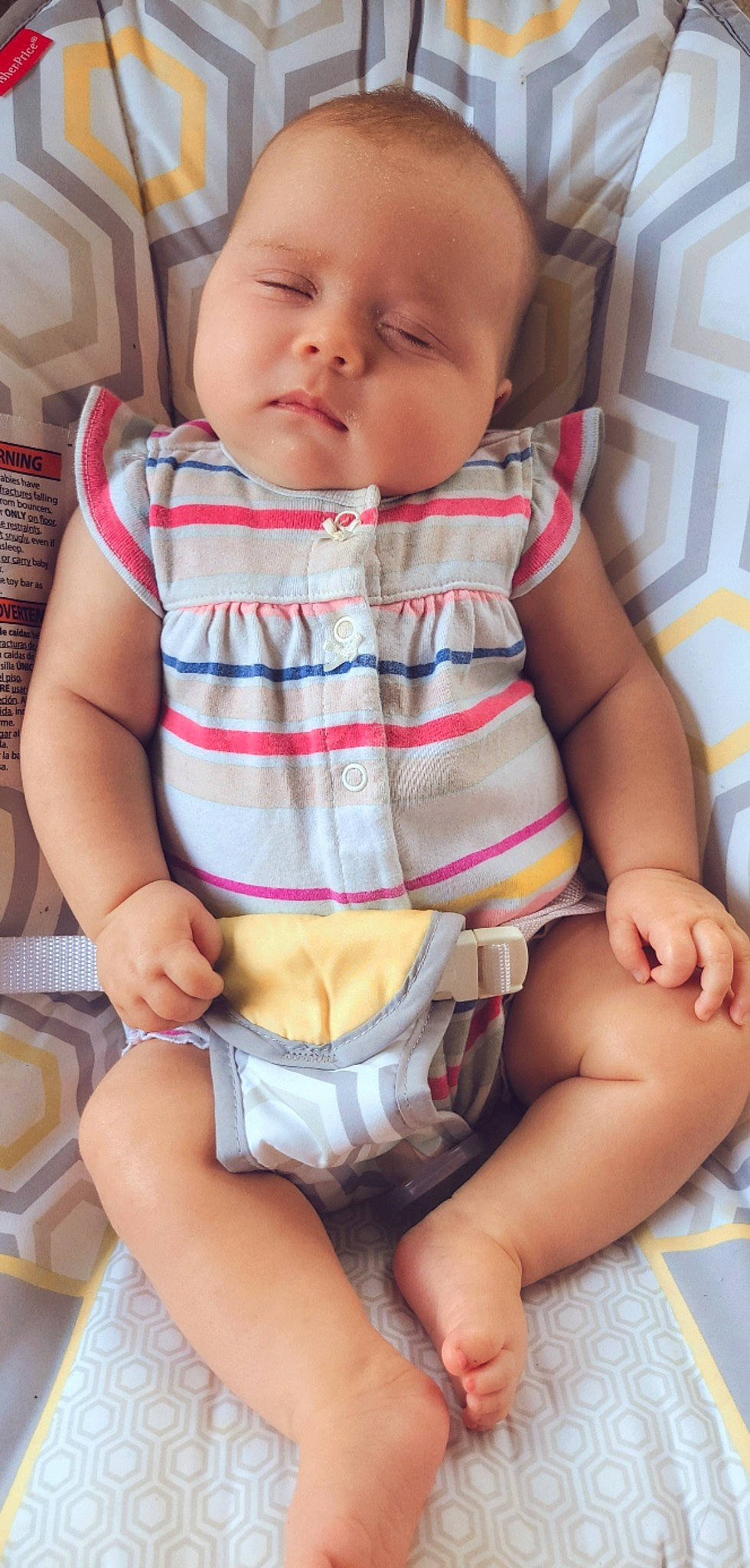 Zalaney is registered to the contest to win money with this photo: cheek, chin, clothing, eye, face, facial_expression, hairstyle, head, human, joint, leg, lip, mouth, muscle, neck, nose, organ, person, product, skin