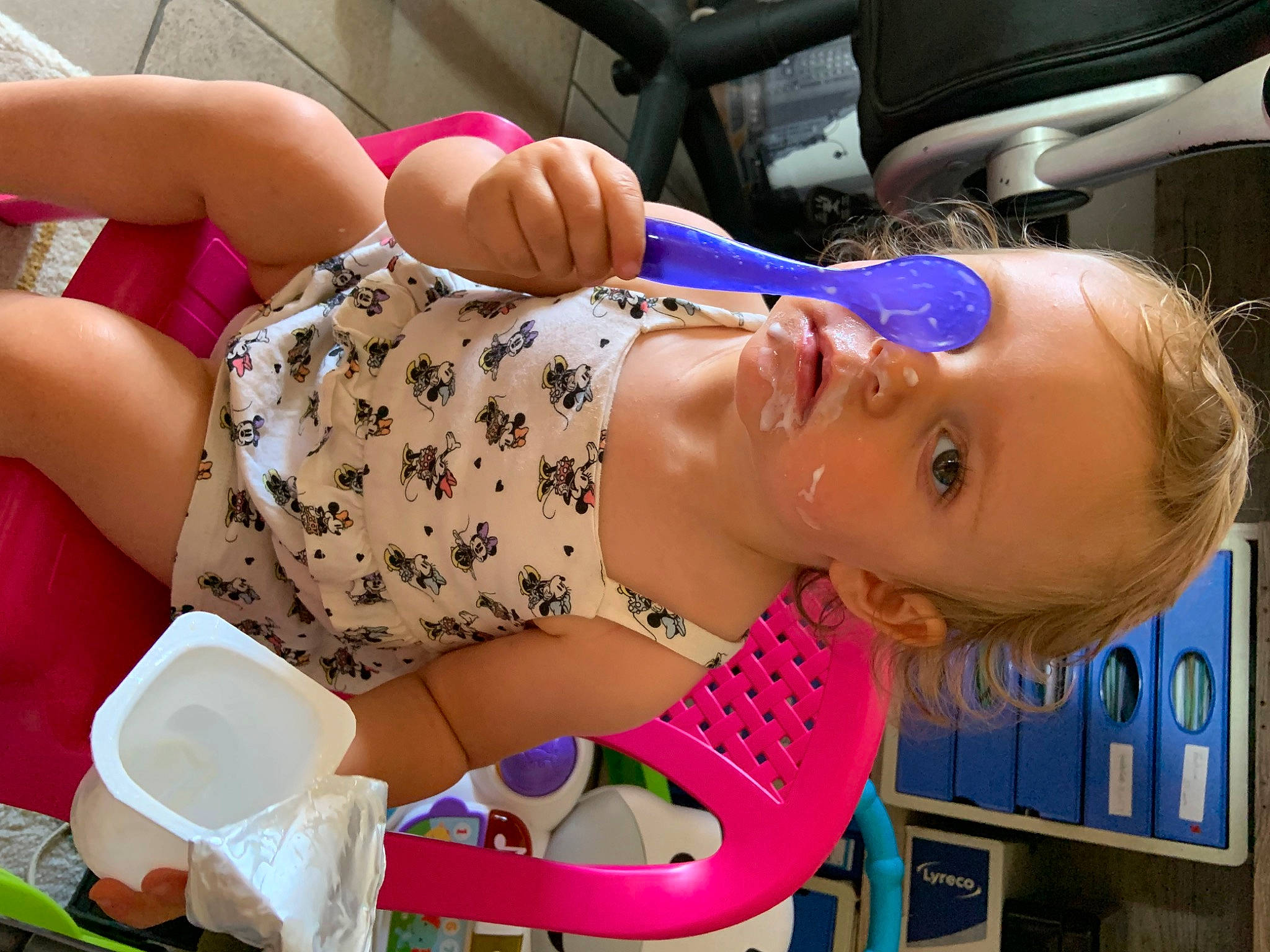 Clélia a rejoint le concours — aidez-le/la à gagner de superbes lots ! abdomen, brassiere, chest, child, eyelash, eyewear, fun, happy, human_leg, leisure, lingerie, pattern, person, polka_dot, swimsuit_top, swimwear, thigh, toddler, undergarment, vacation