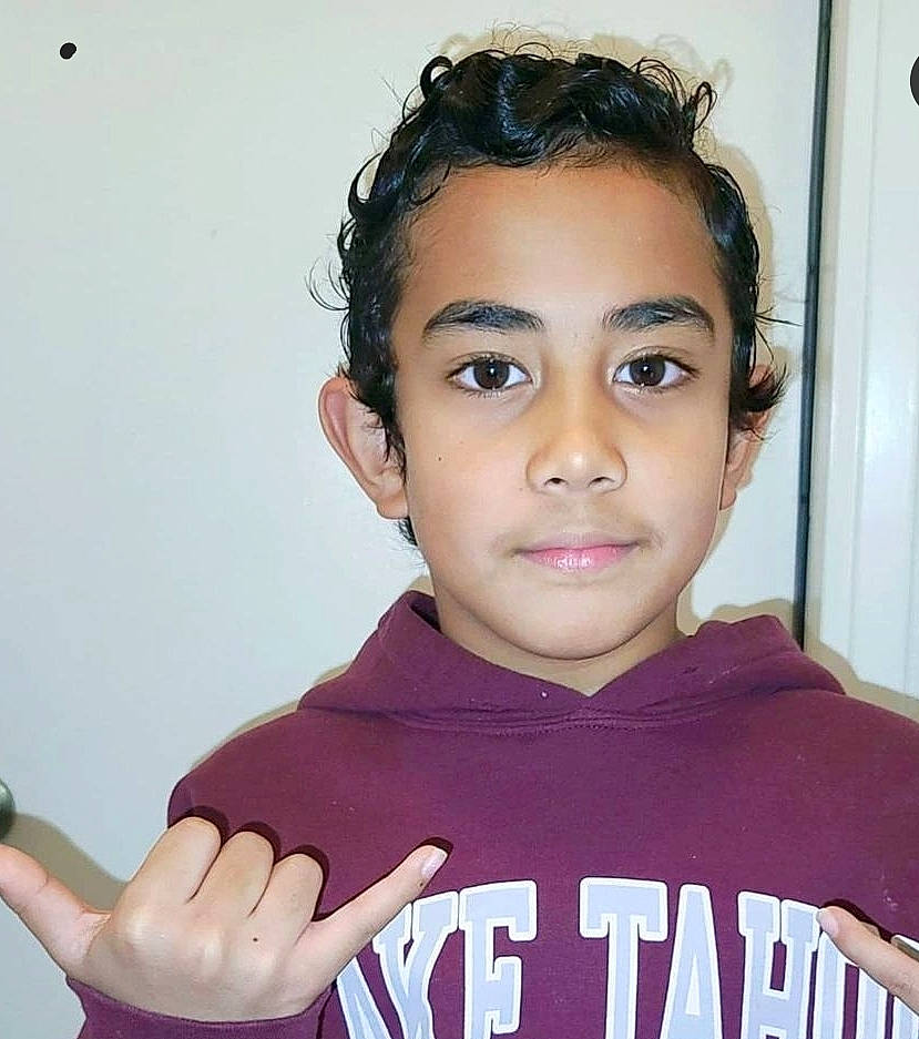 Allen joined the competition — help win amazing prizes! active_shirt, cheek, cool, eye, eyebrow, finger, forehead, gesture, hand, jersey, neck, person, shoulder, sign_language, sleeve, sports_jersey, thumb, wrist