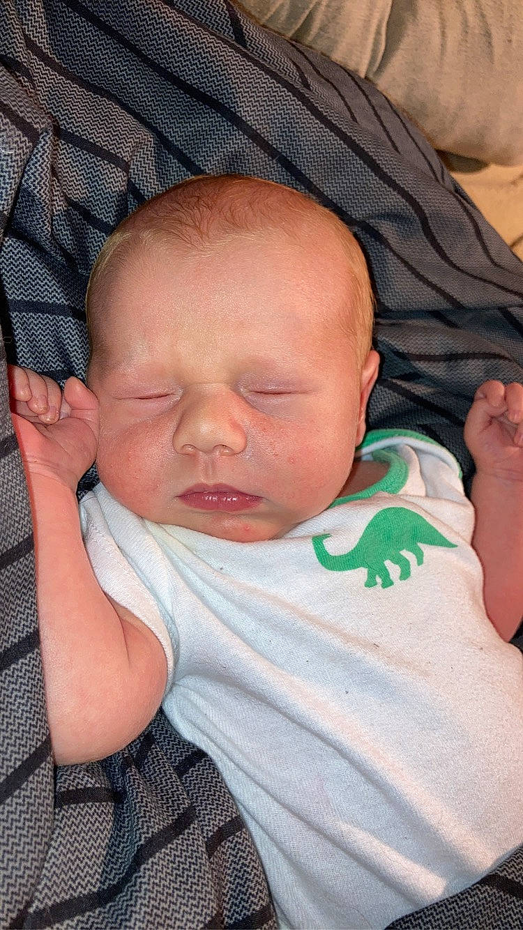 Elias is registered to the contest to win money with this photo: baby, cheek, child, chin, ear, face, head, lip, mouth, nose, person, skin, sleep, toddler