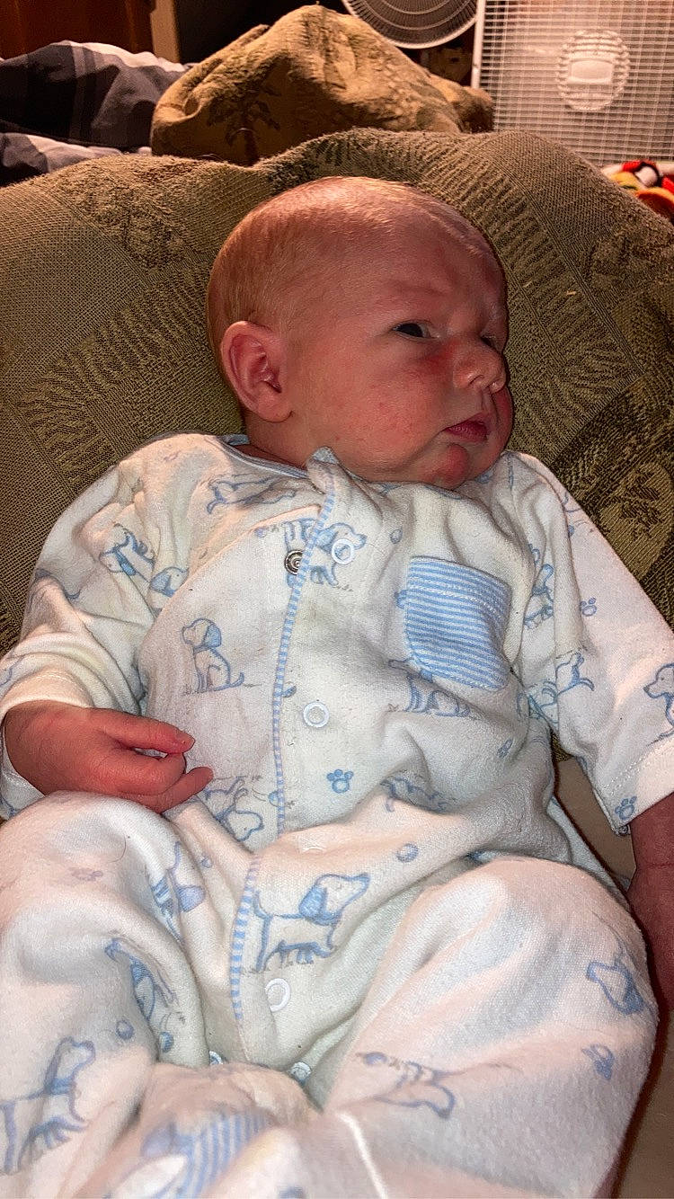 Elias is registered to the contest to win money with this photo: baby, baby_products, birth, cheek, child, person, skin, sleep, toddler