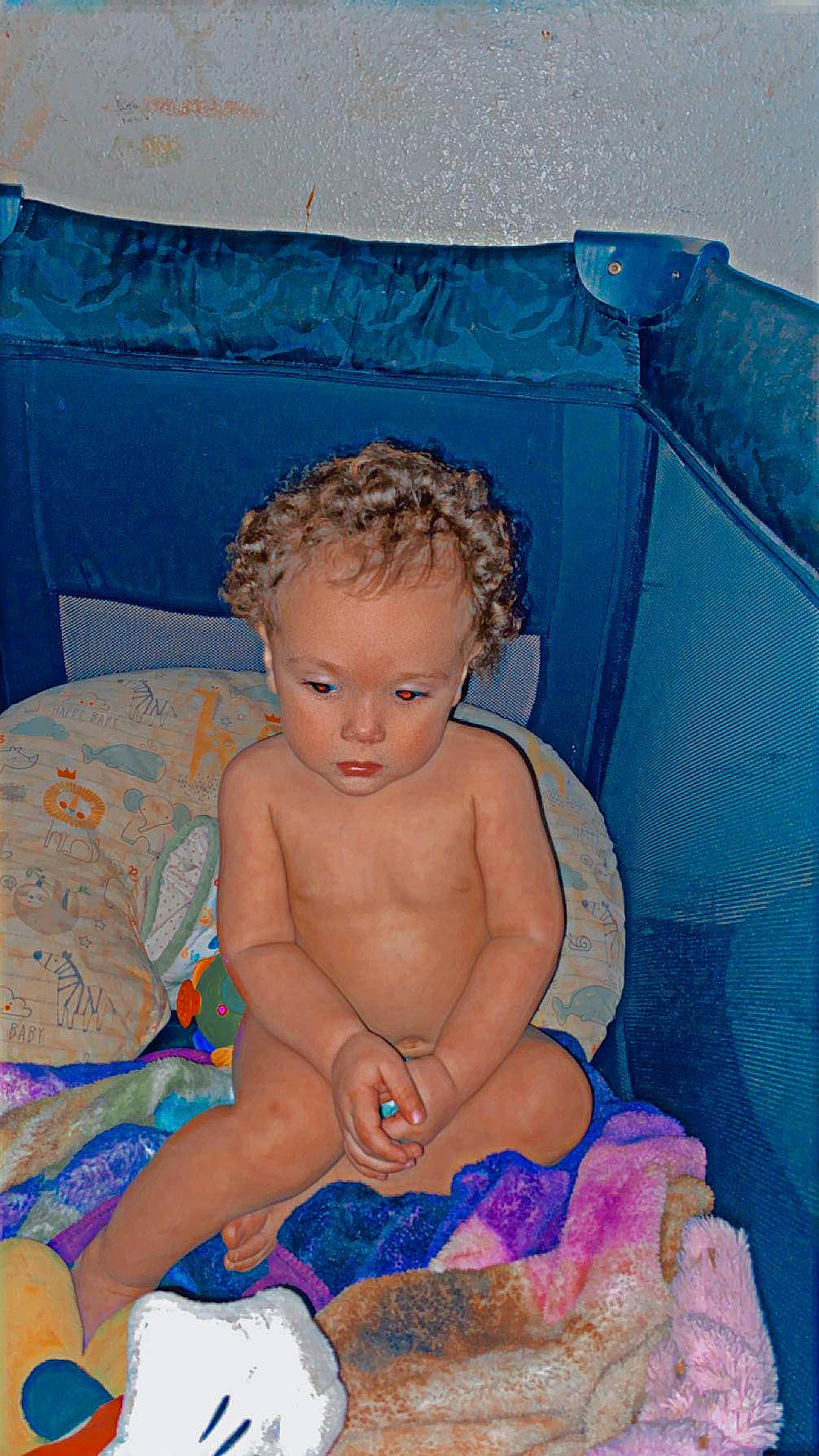 Jonathan is registered to the contest to win money with this photo: abdomen, art, baby, baby_products, barechested, bathing, chair, cheek, chest, child, comfort, eye, fun, happy, leisure, person, product, sitting, stomach, textile