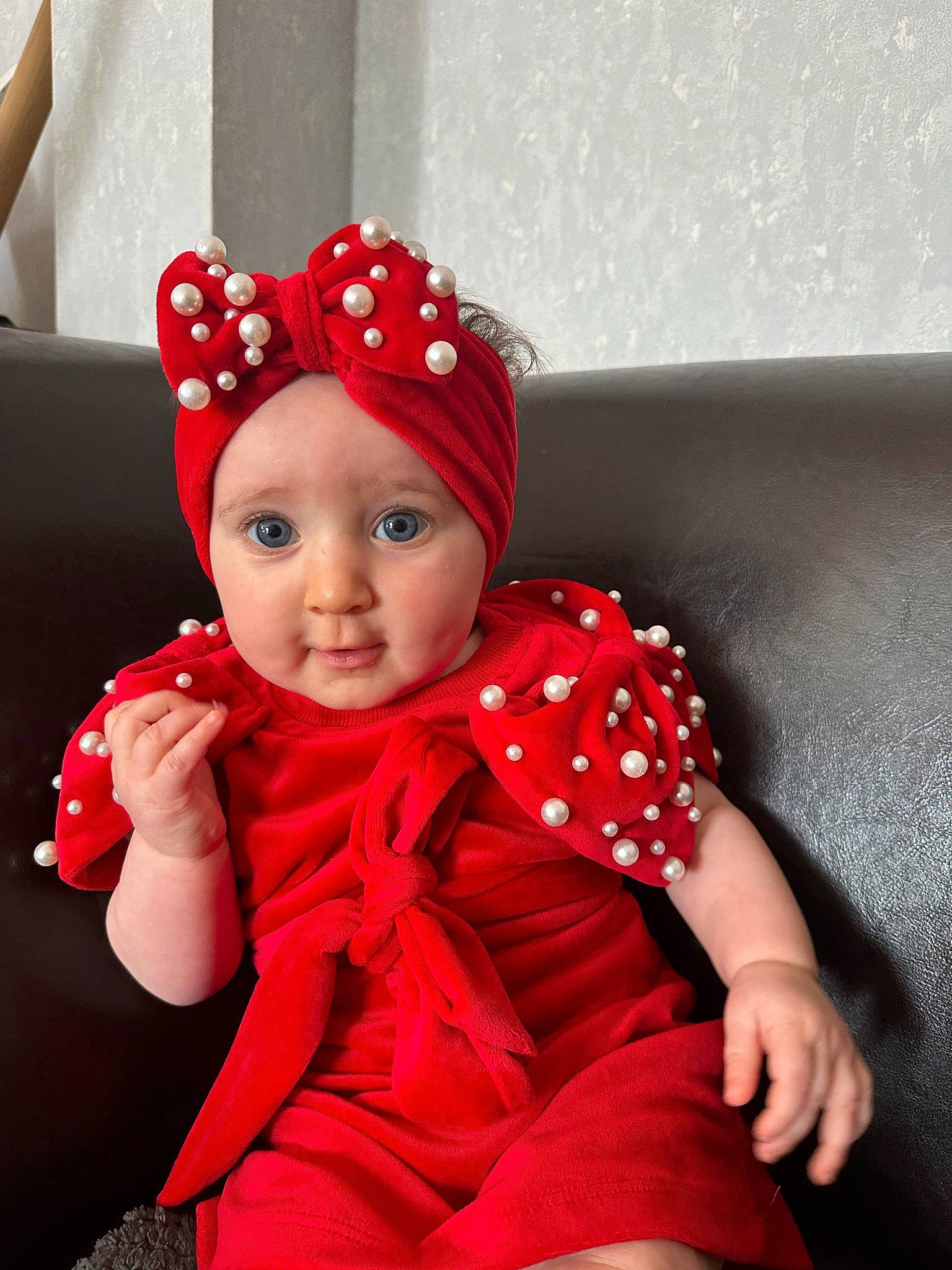 Mackenzie participe au concours pour gagner de l'argent avec cette photo : baby, baby_toddler_clothing, cap, child, comfort, cool, costume_hat, facial_expression, fashion_accessory, hair_accessory, happy, headgear, headwear, knit_cap, magenta, pattern, person, pink, skin, sleeve