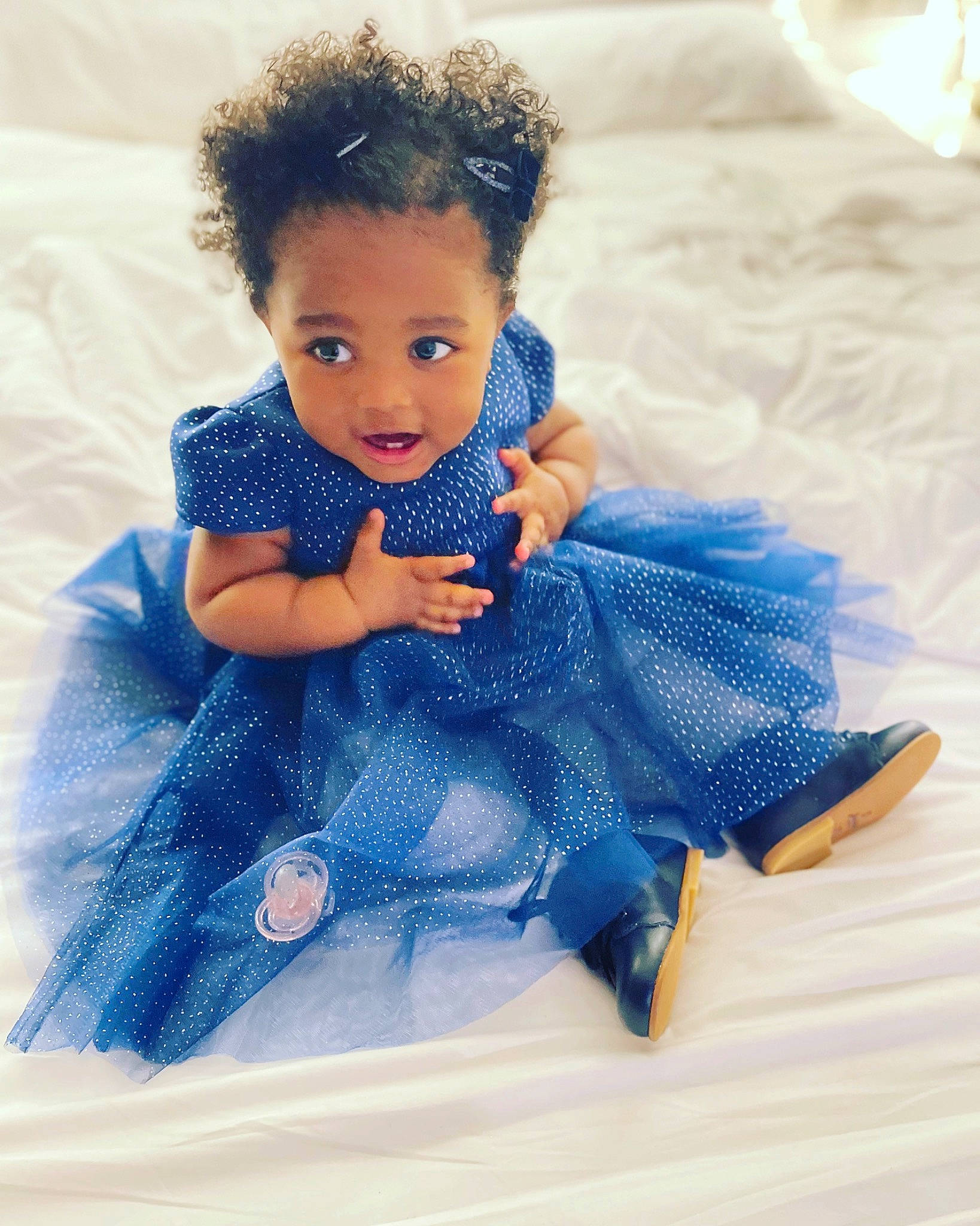 Jade participe au concours pour gagner de l'argent avec cette photo : aqua, art, baby_toddler_clothing, day_dress, doll, dress, electric_blue, embellishment, fashion_design, happy, iris, linens, one_piece_garment, pattern, person, purple, sitting, sleeve, textile, toddler