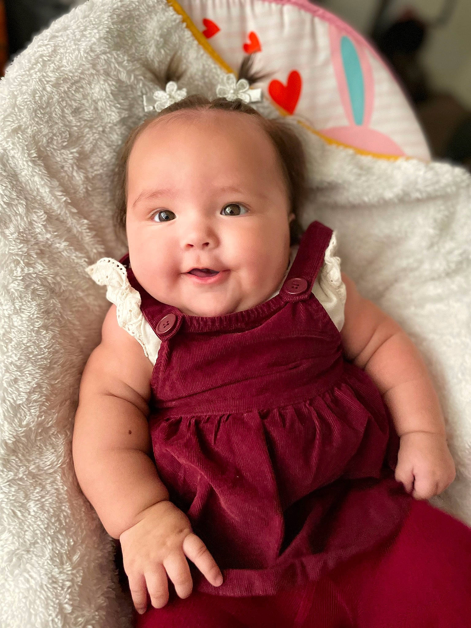 Ariyah is registered to the contest to win money with this photo: baby, baby_toddler_clothing, cheek, child, costume_hat, event, face, fashion_accessory, flash_photography, gesture, happy, head, lip, magenta, person, pink, skin, sleeve, smile, textile