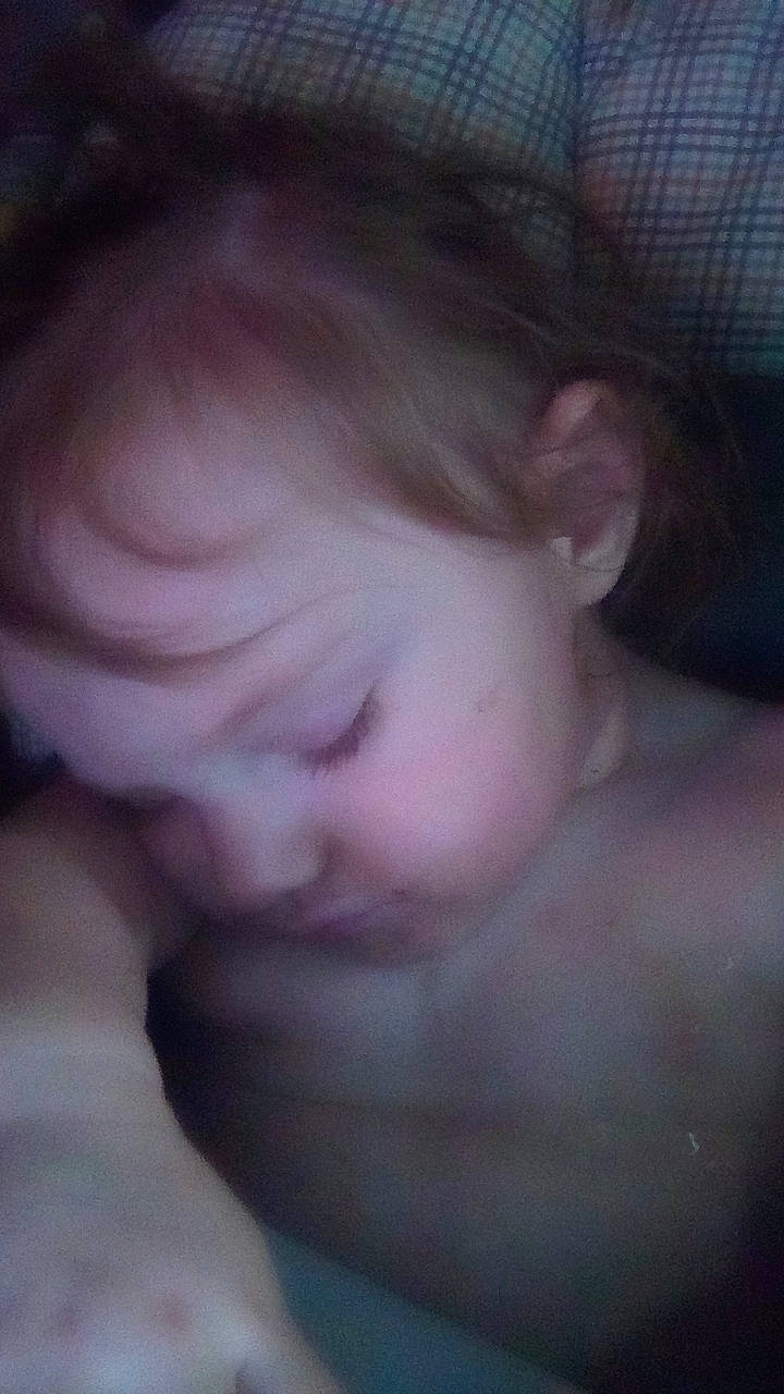 Davina is registered to the contest to win money with this photo: baby, brown_hair, cheek, chest, ear, eyebrow, eyelash, finger, forehead, fun, gesture, head, jaw, lip, mouth, neck, nose, person, skin, thumb