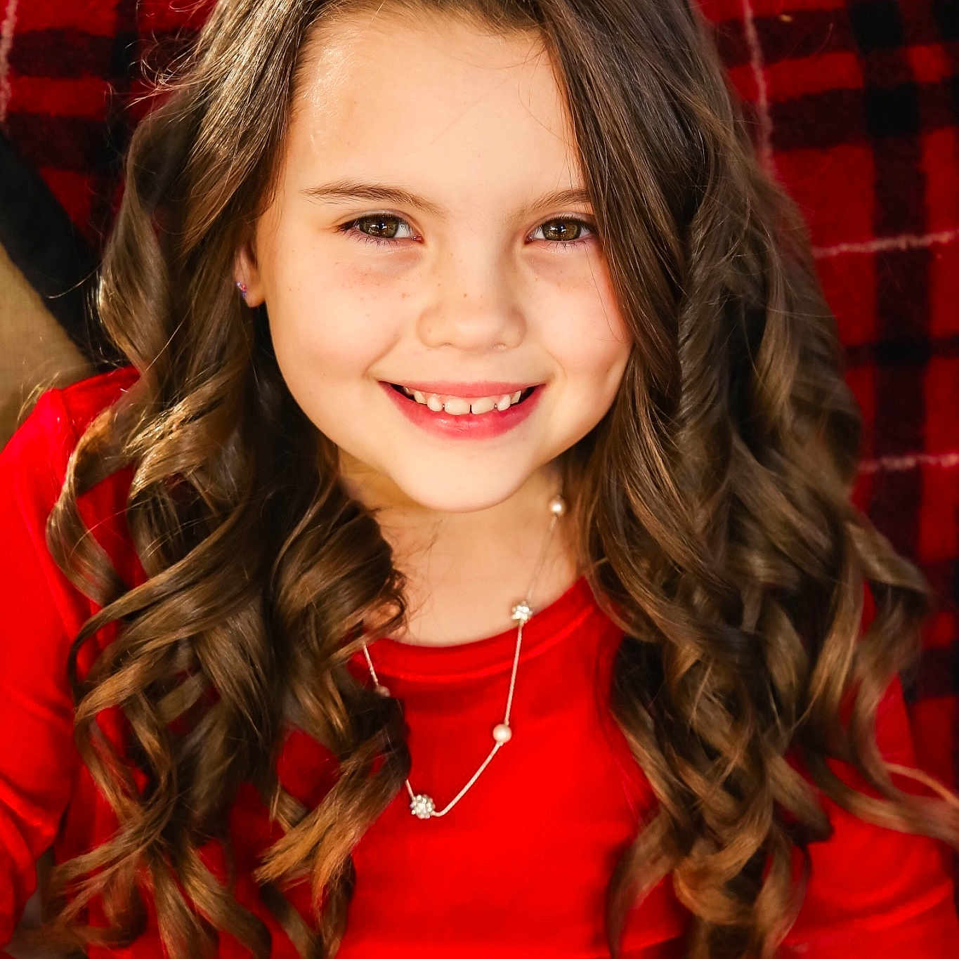 Jaelyn joined the competition — help win amazing prizes! bangs, beauty, blond, brown_hair, girl, hair, hair_coloring, hairstyle, human_hair_color, joy, lady, layered_hair, long_hair, person, photo_shoot, portrait, portrait_photography, smile