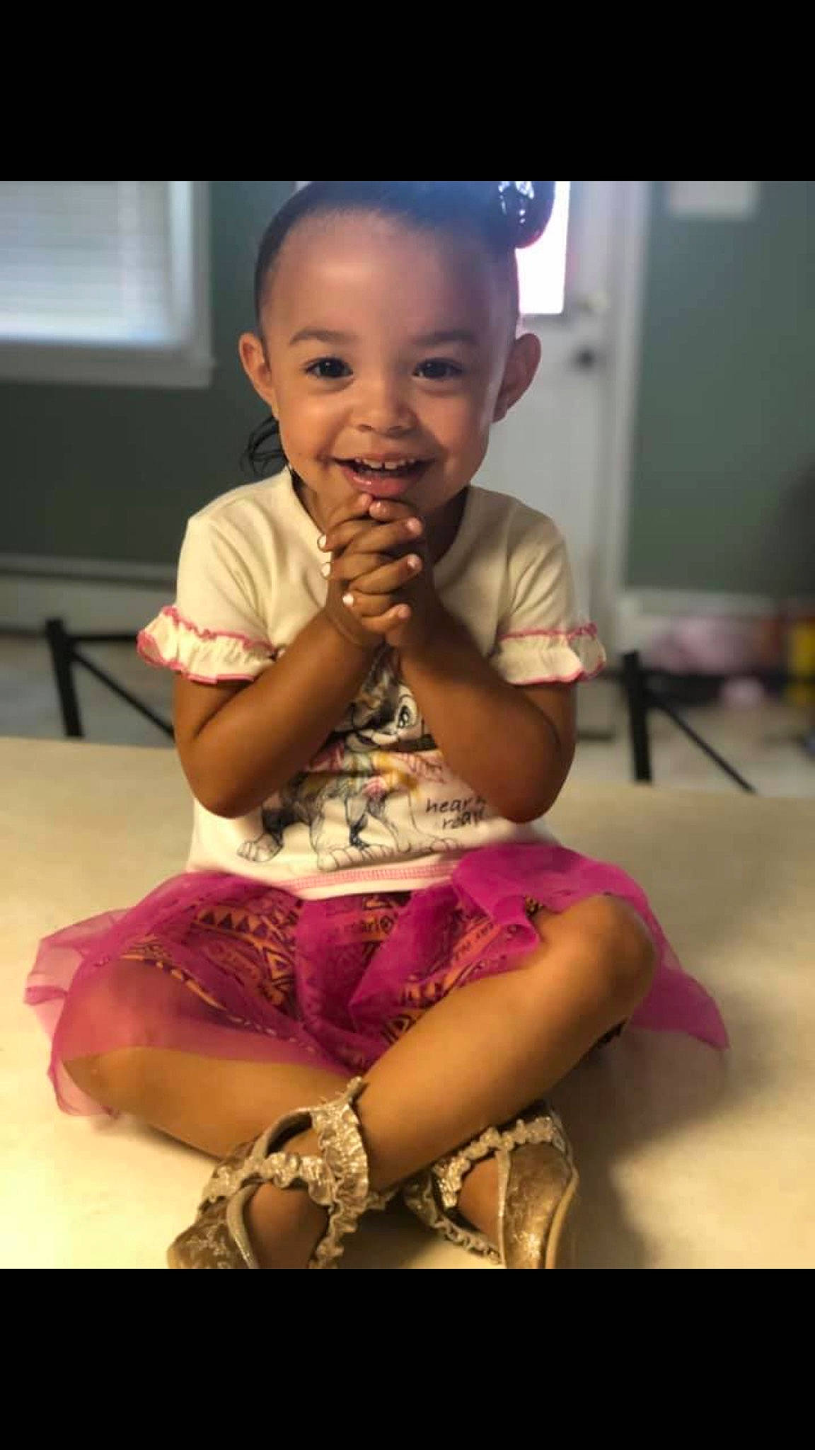 Seeanalise is registered to the contest to win money with this photo: cheek, child, eating, joy, lip, person, sitting, smile, toddler