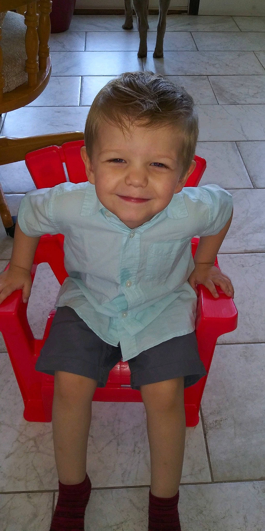 Jadon is registered to the contest to win money with this photo: arm, child, joy, leg, person, sitting, skin, smile, standing, thigh, toddler