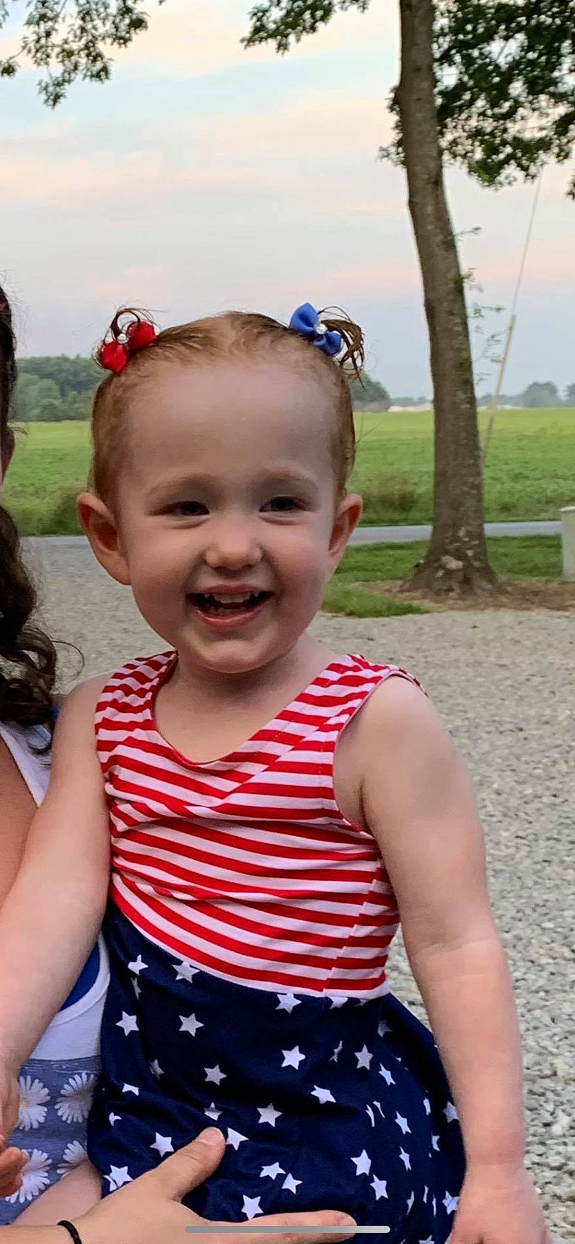 Sydney is registered to the contest to win money with this photo: baby, child, face, facial_expression, fun, happy, joy, leisure, neck, person, play, skin, smile, summer, toddler, vacation