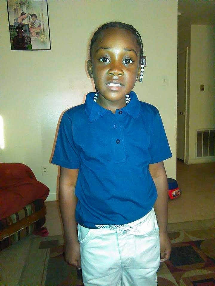 Shamya is registered to the contest to win money with this photo: person