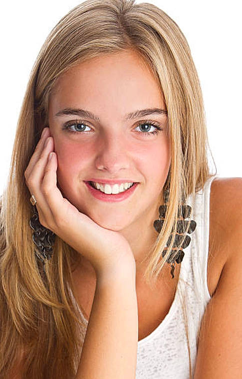 Arayah joined the competition — help win amazing prizes! beauty, blond, brown_hair, cheek, chin, close_up, eyebrow, face, facial_expression, forehead, hair, hairstyle, head, joy, layered_hair, lip, long_hair, nose, person, skin