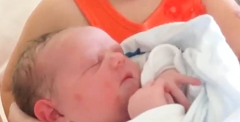 Arayah is registered to the contest to win money with this photo: baby, baby_sleeping, bedtime, birth, cheek, child, childbirth, face, facial_expression, gesture, hand, head, lip, mouth, nap, nose, person, skin, sleep, toddler