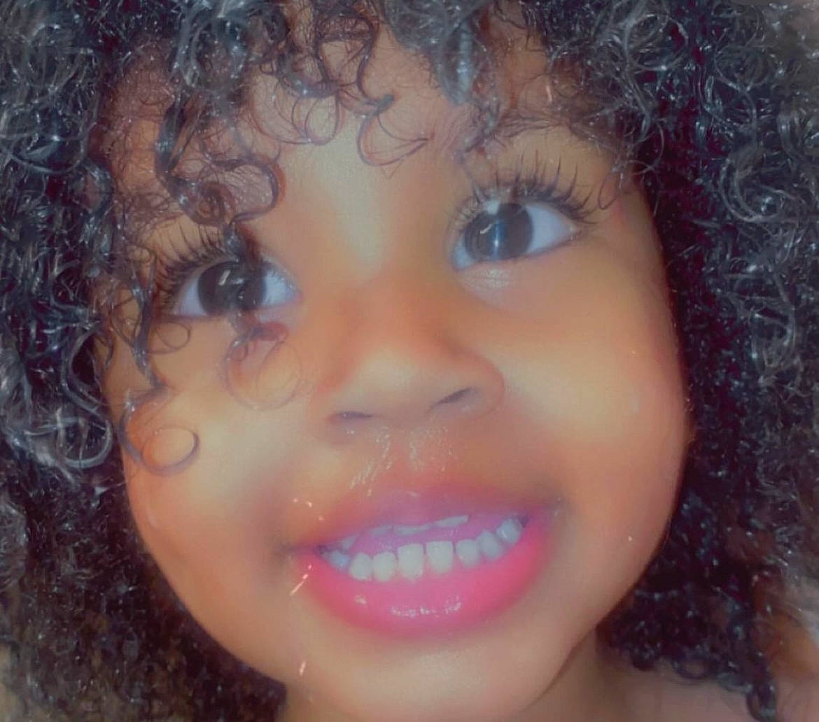 Jaliyah is registered to the contest to win money with this photo: black_hair, cheek, chin, ear, eye, eyebrow, eyelash, face, facial_expression, forehead, happy, human, iris, jaw, joy, lip, mouth, nose, organ, person
