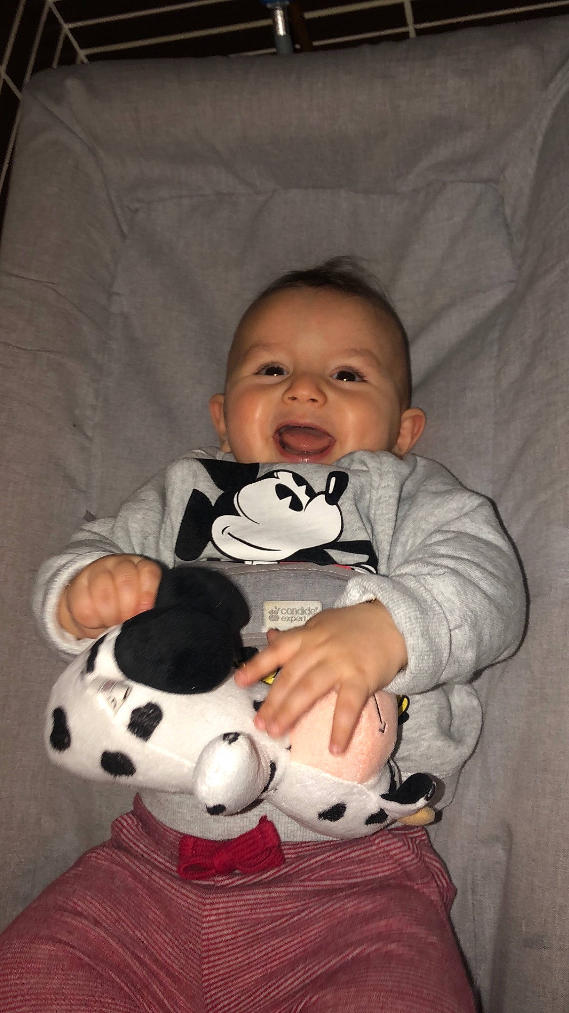 Imran a rejoint le concours — aidez-le/la à gagner de superbes lots ! baby, child, head, person, stuffed_toy, toddler