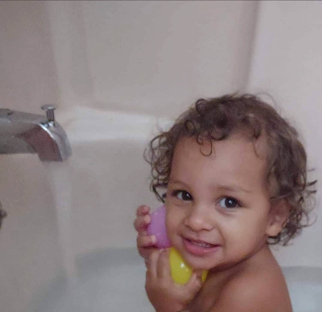 Robert joined the competition — help win amazing prizes! baby_bathing, bathing, bathroom, bathtub, cheek, ear, eyelash, fluid, fun, happy, joy, person, personal_care, plumbing, plumbing_fixture, room, skin, smile, tap, thumb