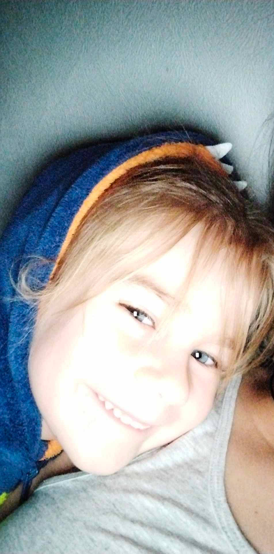 Lyana a rejoint le concours — aidez-le/la à gagner de superbes lots ! cheek, chin, ear, eye, eyebrow, eyelash, flash_photography, forehead, hair, hairstyle, happy, head, iris, jaw, joy, lip, neck, nose, organ, person