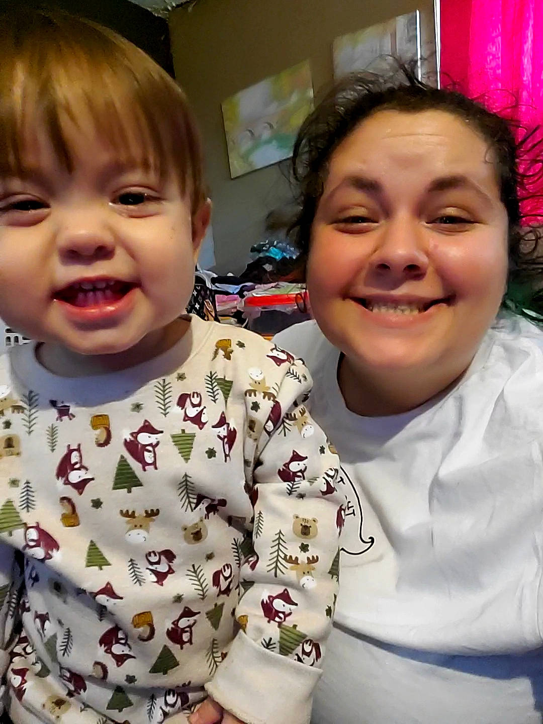 Leonardo is registered to the contest to win money with this photo: baby, cheek, child, face, facial_expression, fun, happy, head, joy, laugh, nose, people, person, sibling, skin, smile, toddler