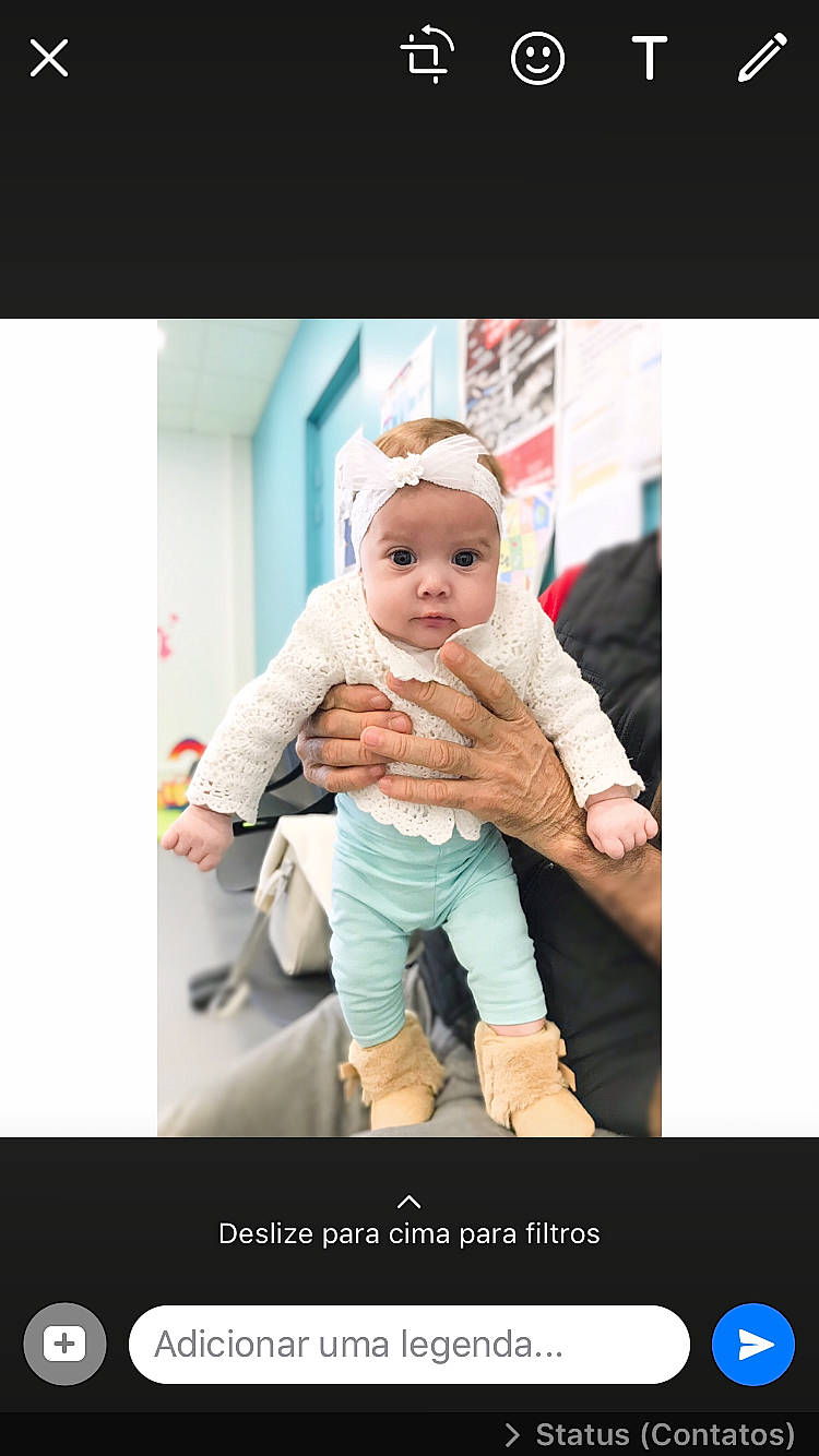 Sophie a rejoint le concours — aidez-le/la à gagner de superbes lots ! baby, brand, child, cool, font, footwear, happy, outerwear, person, photo_caption, photograph, photography, product, selfie, shoe, snapshot, toddler