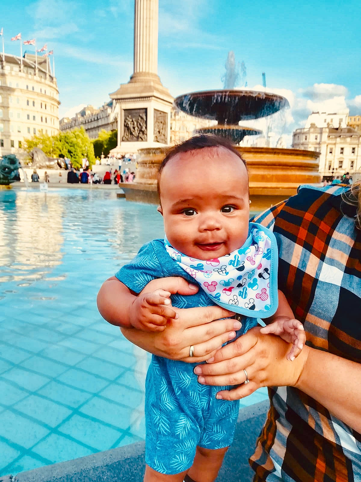 Elon is registered to the contest to win money with this photo: baby, child, design, finger, fun, hand, leisure, pattern, people, person, photography, plaid, product, recreation, sky, summer, toddler, tourism, turquoise, vacation