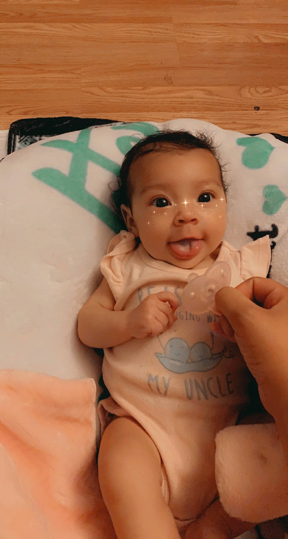 Bayleigh is registered to the contest to win money with this photo: baby, cheek, chin, eye, eyebrow, face, facial_expression, hair, hand, head, human_body, leg, lip, mouth, neck, nose, person, shoulder, skin, smile