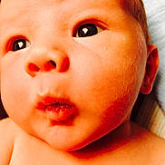 Jed is registered to the contest to win money with this photo: