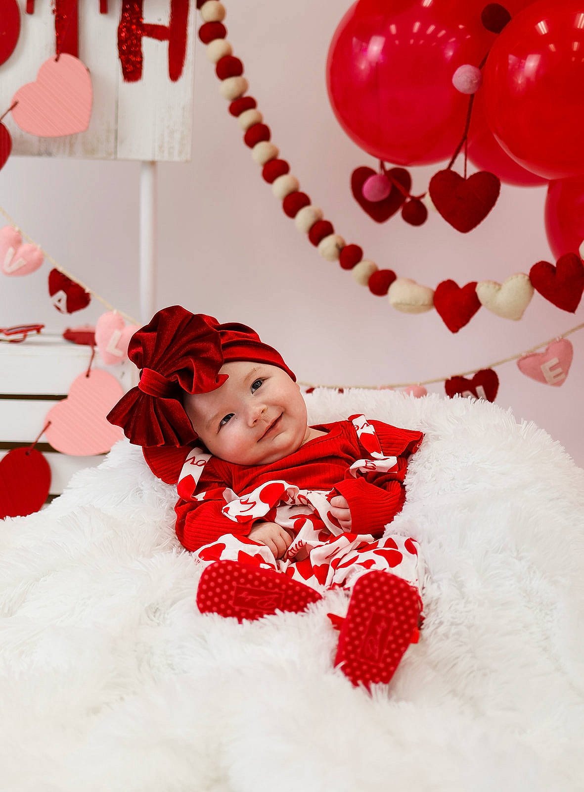 Annsleigh joined the competition — help win amazing prizes! baby_toddler_clothing, balloon, beauty, carmine, decoration, event, font, fun, happy, headwear, holiday, joy, magenta, party_supply, pattern, person, petal, pink, playing_with_kids, red