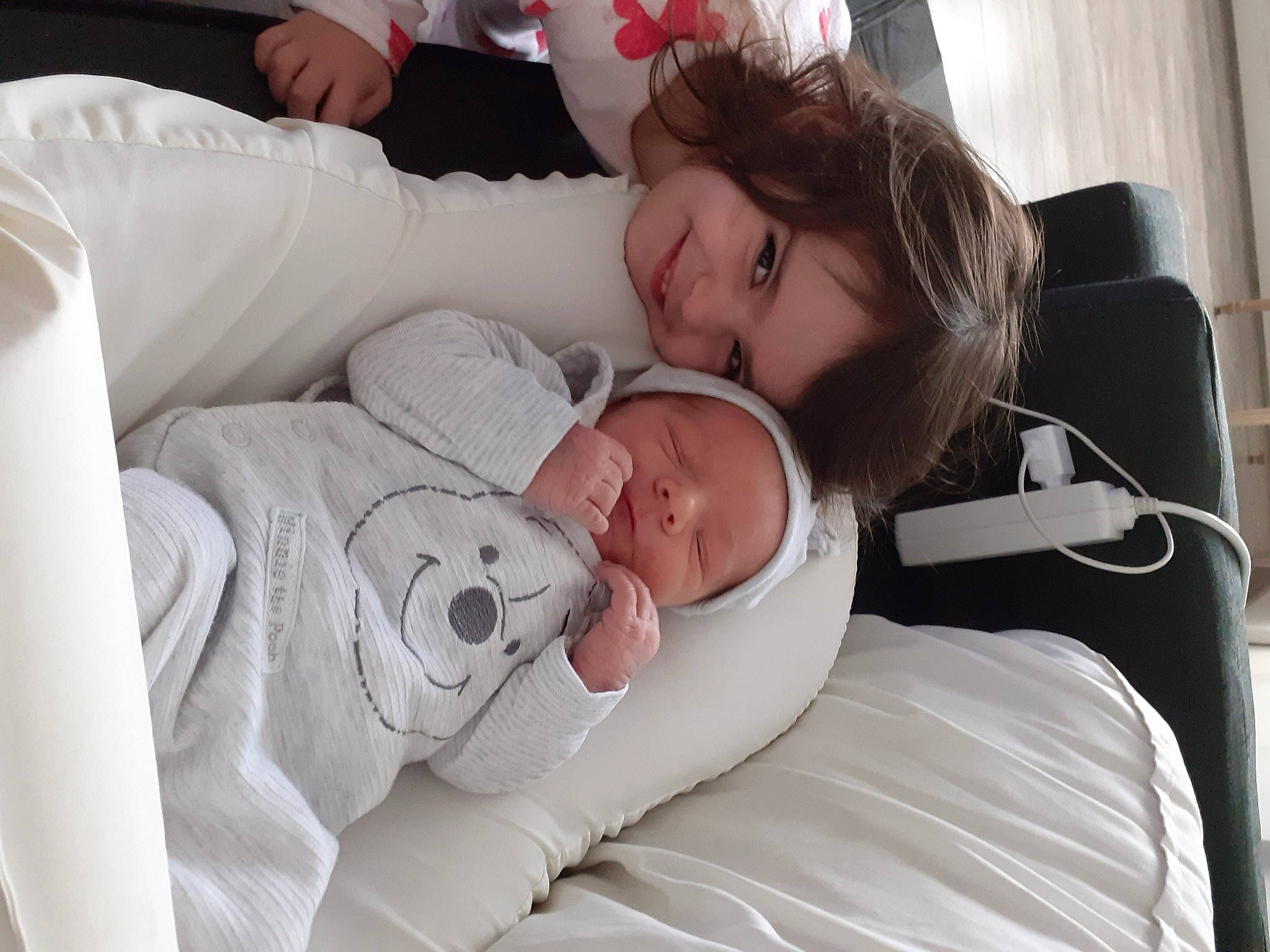 Layanah a rejoint le concours — aidez-le/la à gagner de superbes lots ! baby, baby_sleeping, bedtime, birth, child, childbirth, comfort, joy, nap, person, pillow, product, sleep, toddler