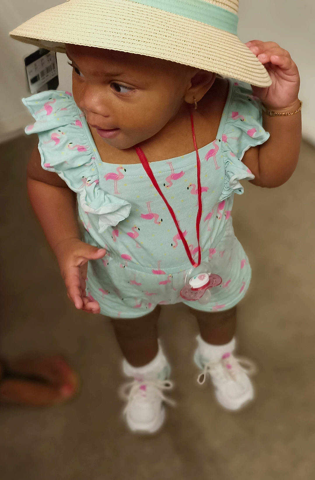 Jahleeah a rejoint le concours — aidez-le/la à gagner de superbes lots ! baby, baby_toddler_clothing, beauty, cap, cheek, child, eye, eyelash, happy, hat, head, headwear, human_body, lip, pattern, person, pink, skin, sleeve, smile