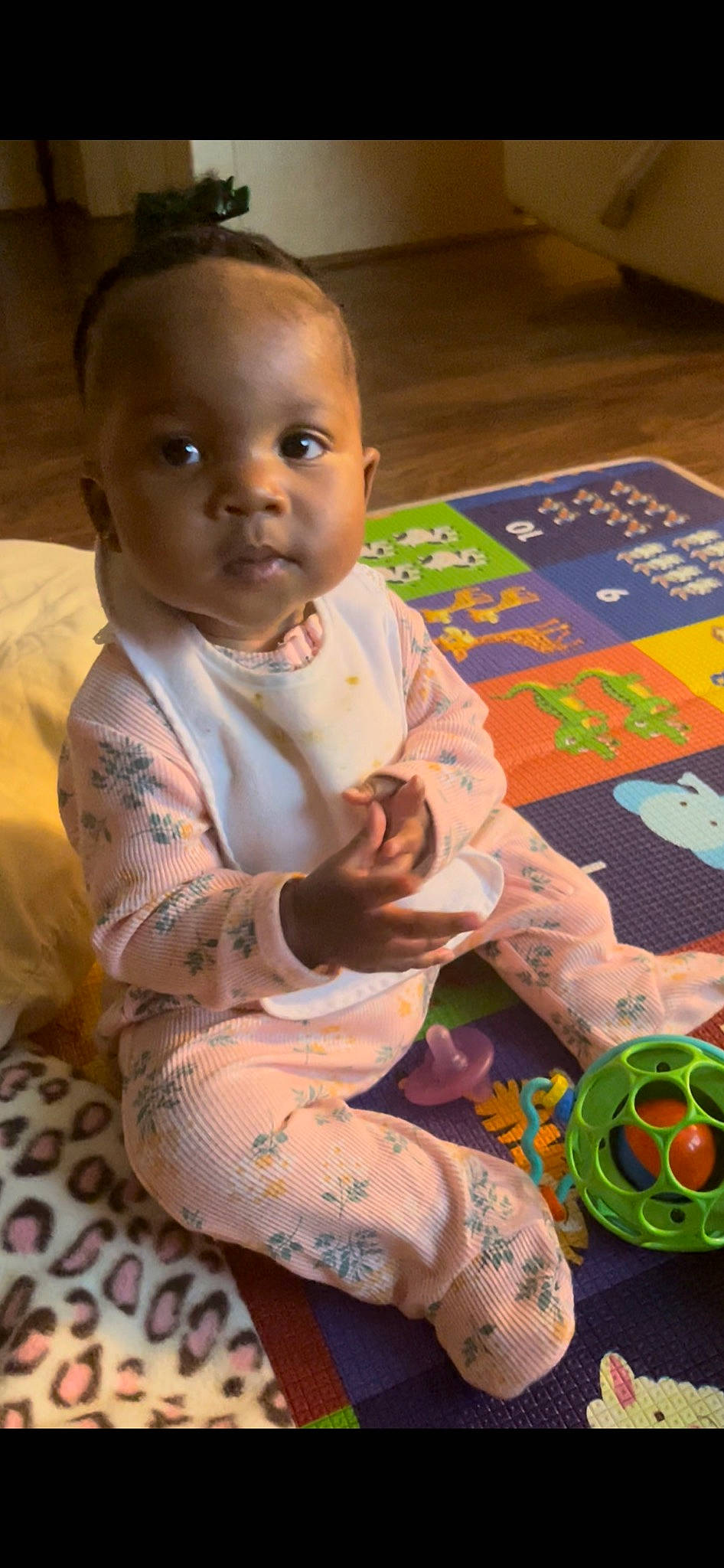 Kai is registered to the contest to win money with this photo: abdomen, art, artist, baby, baby_toddler_clothing, chest, child, flooring, fun, human_leg, indoor_games_and_sports, pattern, person, play, room, sitting, thigh, toddler, toy, trunk