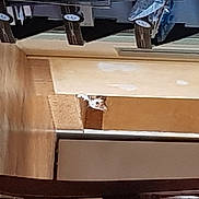 Saké a rejoint le concours — aidez-le/la à gagner de superbes lots ! automotive_exterior, automotive_wheel_system, beam, bumper, ceiling, composite_material, engineering, floor, flooring, gas, hardwood, lumber, machine, metal, plywood, rectangle, room, steel, wood, wood_stain