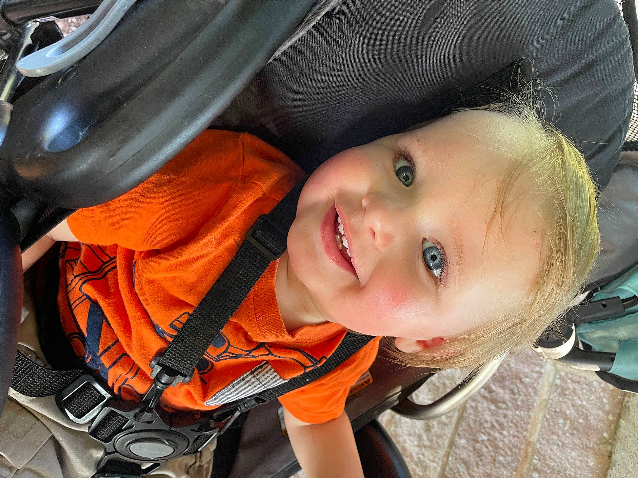 Case is registered to the contest to win money with this photo: auto_part, automotive_design, automotive_lighting, baby, baby_carriage, baby_products, car_seat, cheek, child, comfort, eye, face, fun, happy, joy, mouth, person, product, skin, smile