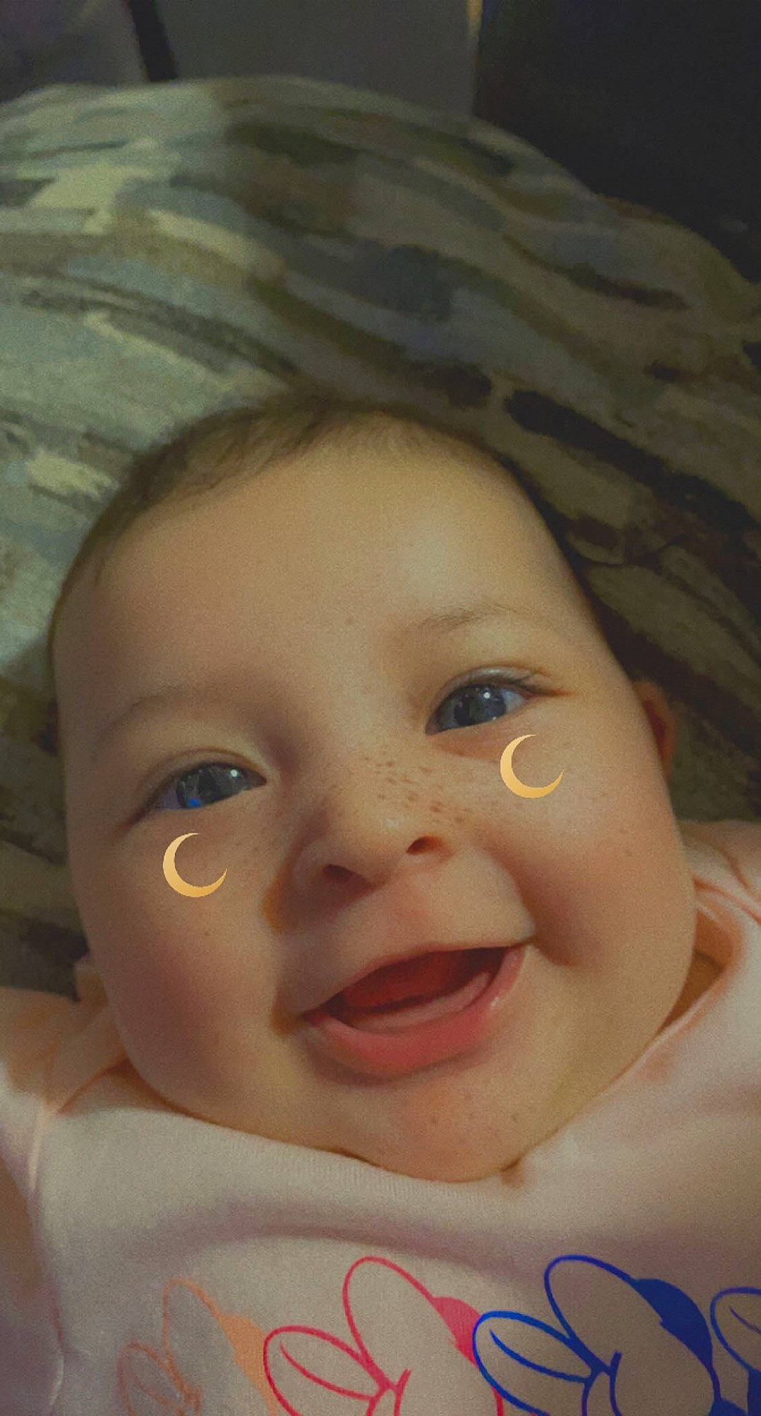 Alessandra is registered to the contest to win money with this photo: baby, baby_toddler_clothing, cheek, child, chin, eye, eyebrow, eyelash, facial_expression, forehead, happy, iris, jaw, lip, mouth, nose, organ, person, skin, toddler