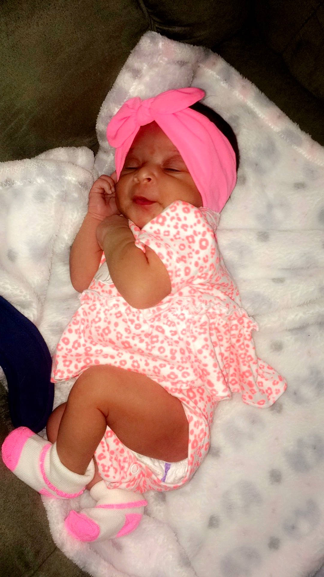 Icelynne Marie is registered to the contest to win money with this photo: abdomen, baby_products, child, finger, girl, hair_accessory, hand, headgear, infant, leg, person, pink, product, skin, textile, toddler