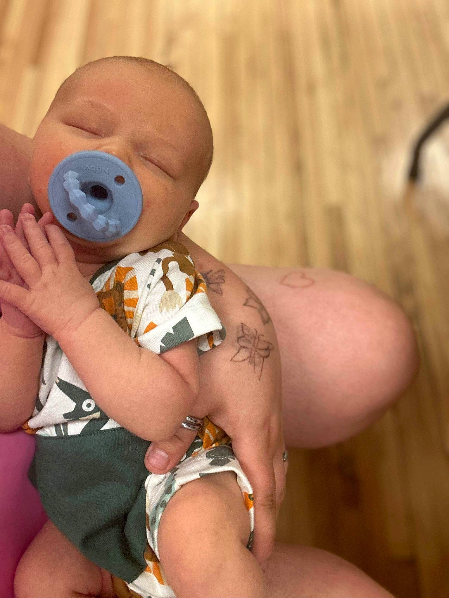 Braylen is registered to the contest to win money with this photo: baby, baby_toddler_clothing, chest, child, elbow, finger, fun, hand, happy, head, human_leg, joint, mouth, nail, person, play, skin, thigh, thumb, toddler