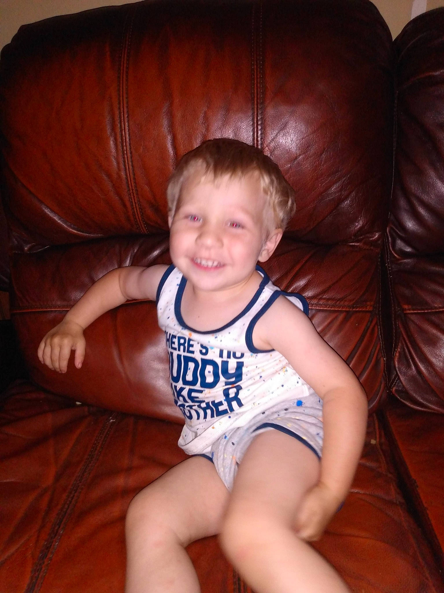 Aden is registered to the contest to win money with this photo: cheek, chin, comfort, couch, eyebrow, finger, furniture, human_body, iris, joy, knee, leg, mouth, muscle, neck, nose, organ, person, skin, smile