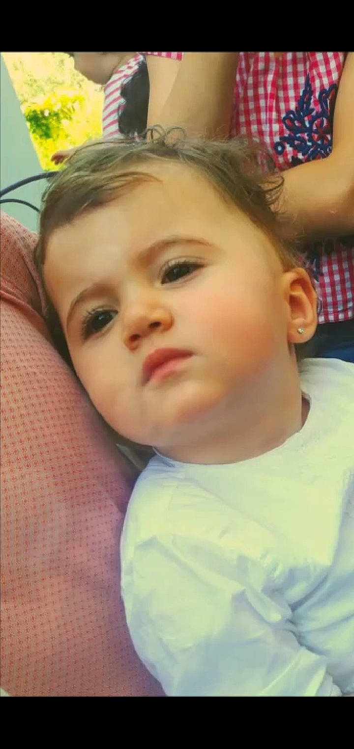 Alya a rejoint le concours — aidez-le/la à gagner de superbes lots ! baby, cheek, child, chin, ear, eye, eyebrow, face, forehead, head, lip, mouth, neck, nose, person, skin, smile, toddler