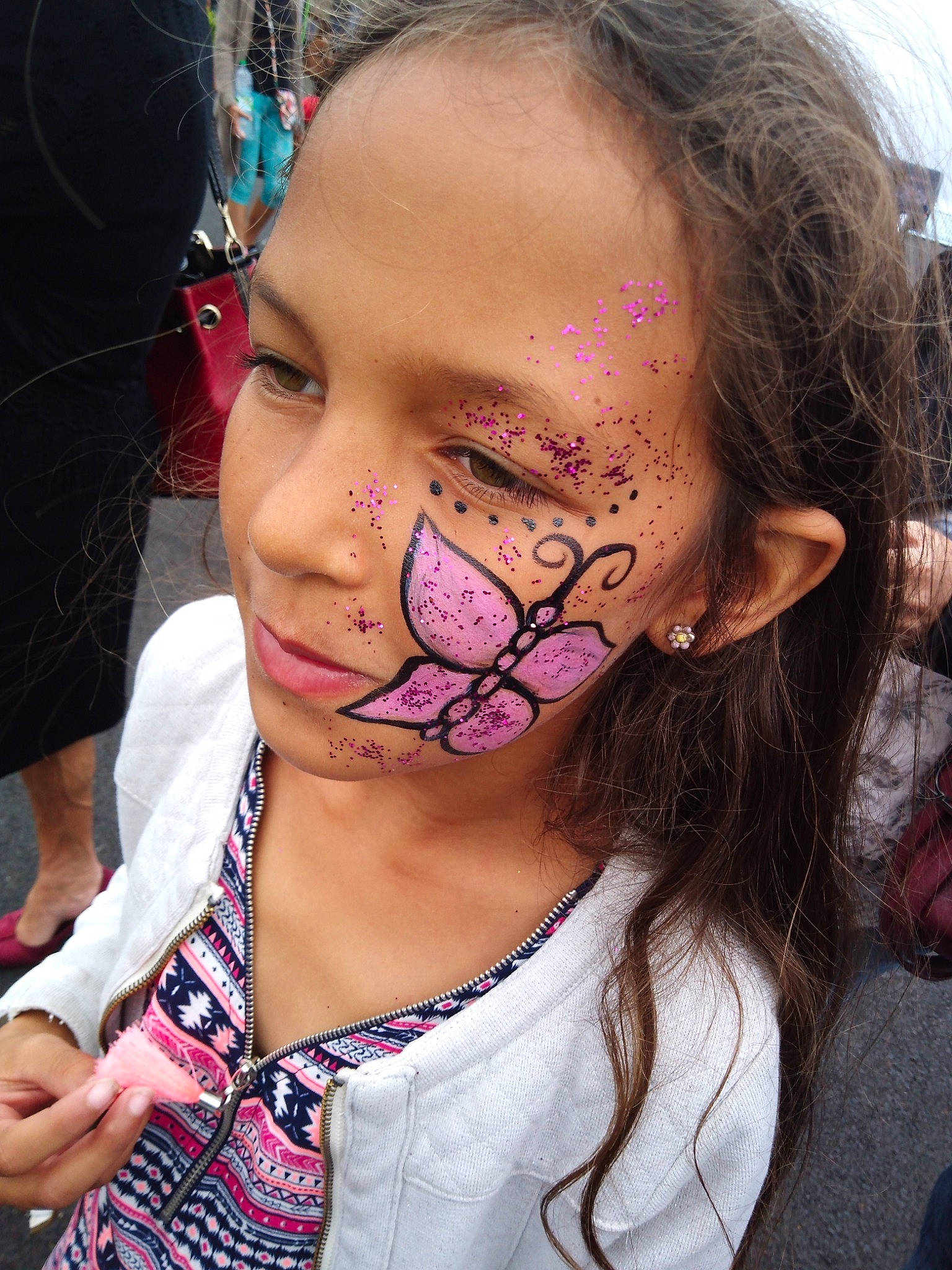 Leana participe au concours pour gagner de l'argent avec cette photo : cheek, child, ear, eye, eyelash, face, flesh, forehead, fun, head, human, joy, lip, mouth, neck, nose, person, skin, temporary_tattoo